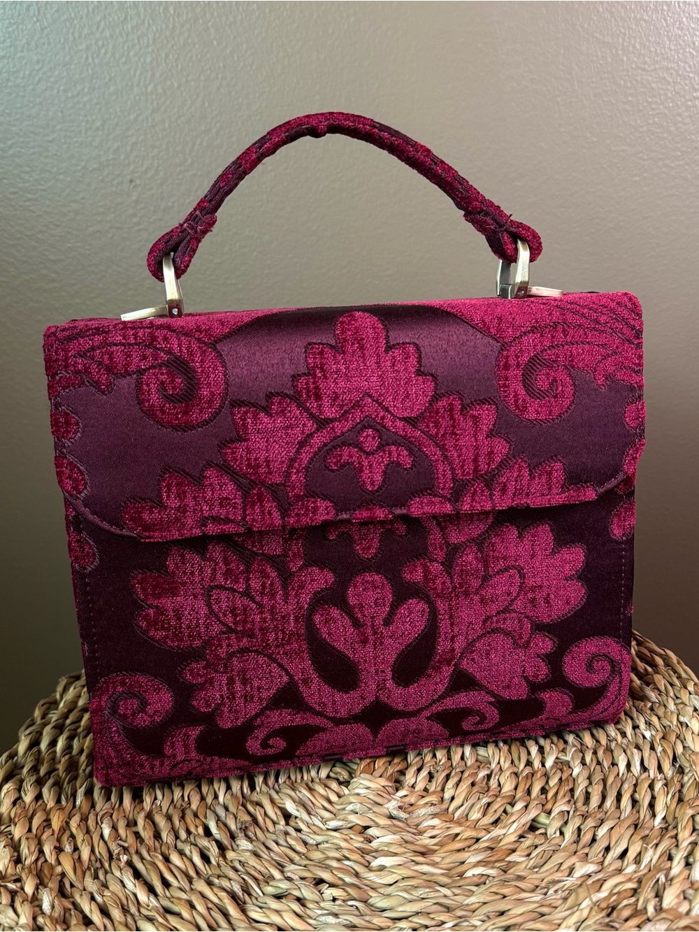 Queen Wine Carpet Flap Satchel